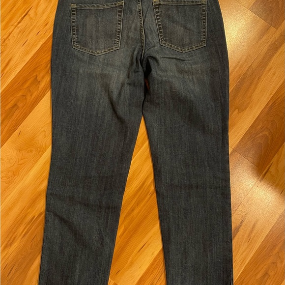 GAP Sexy Boyfriend Fit Jeans (Sz 8) - Picture 3 of 5